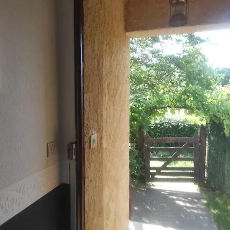 Maison Au Pied De La Montagne Nyaraló Aspet